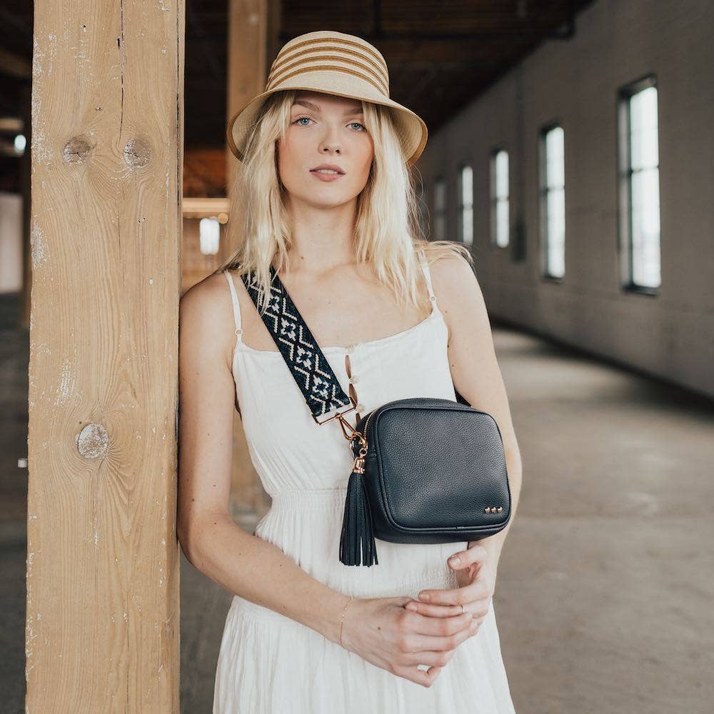 Willow Camera Crossbody Bag - Black