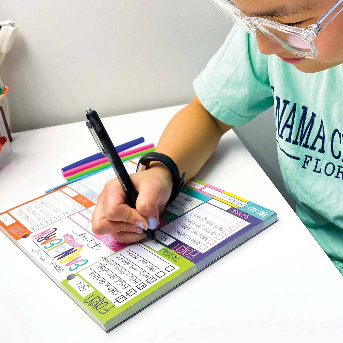 Earn & Learn® Kids Money Management Chore Chart - Kickin' Colors