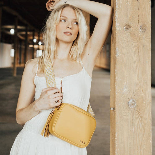 Willow Camera Crossbody Bag - Mustard
