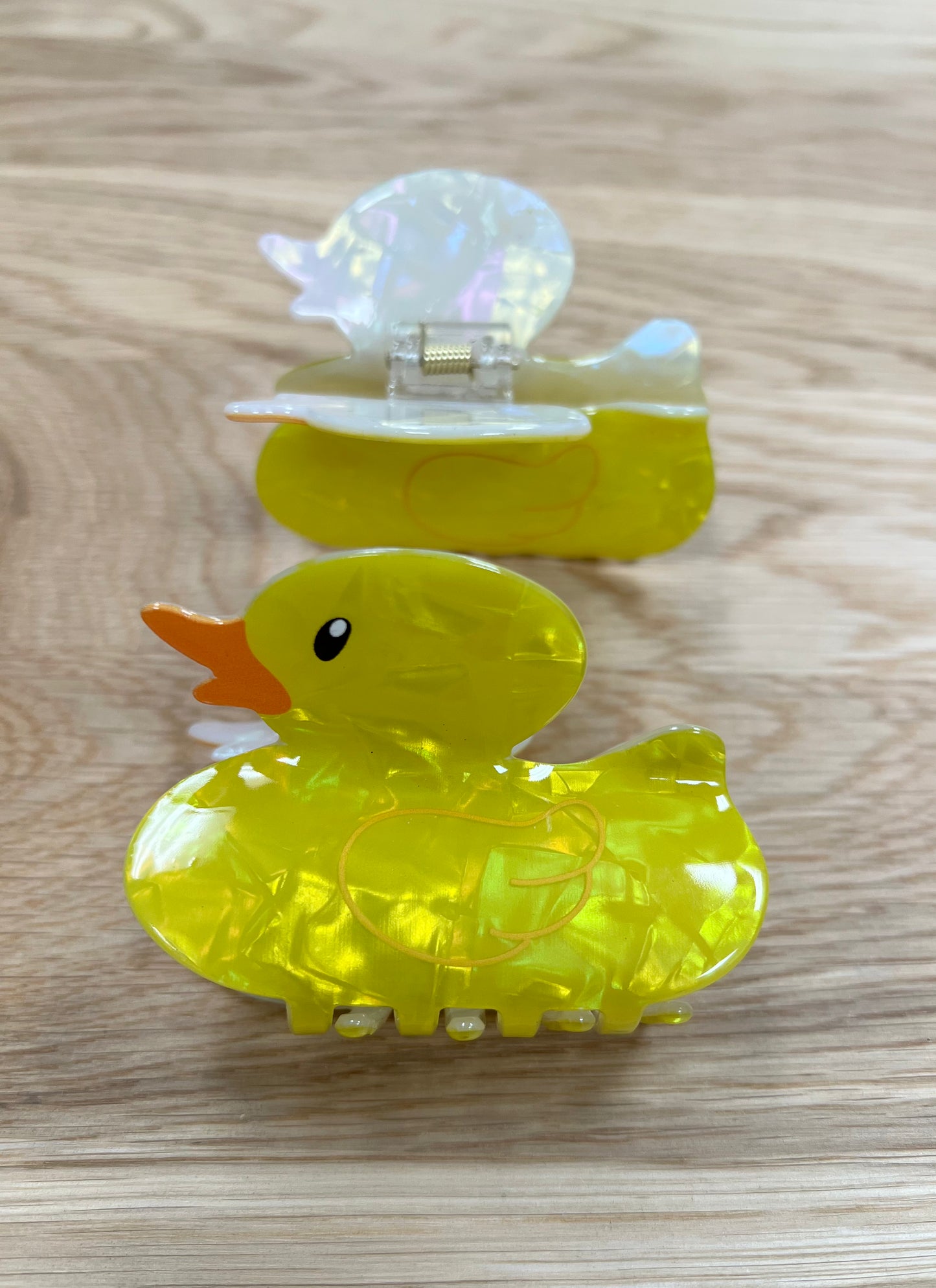 Duck Hair Claw Clip