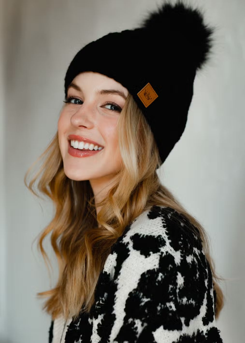 Cable Knit Hat - Black
