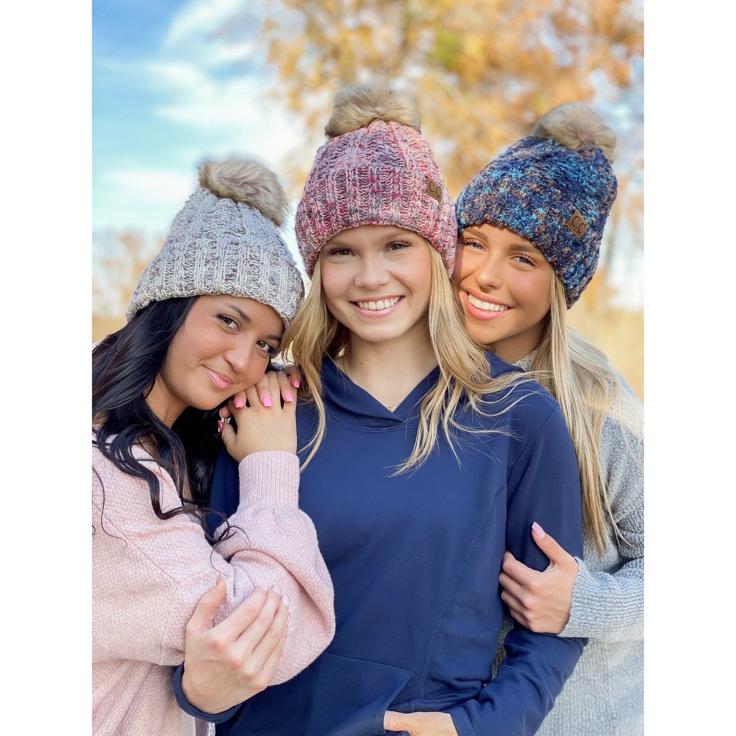 Fuzzy Lined Popcorn Confetti Fur Pom