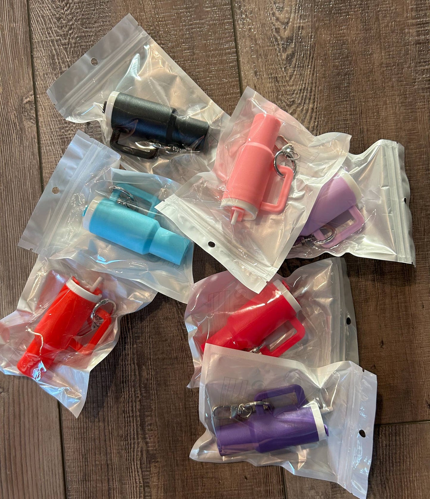 Plastic Tumbler Keychain with Removable Lid : Light Pink