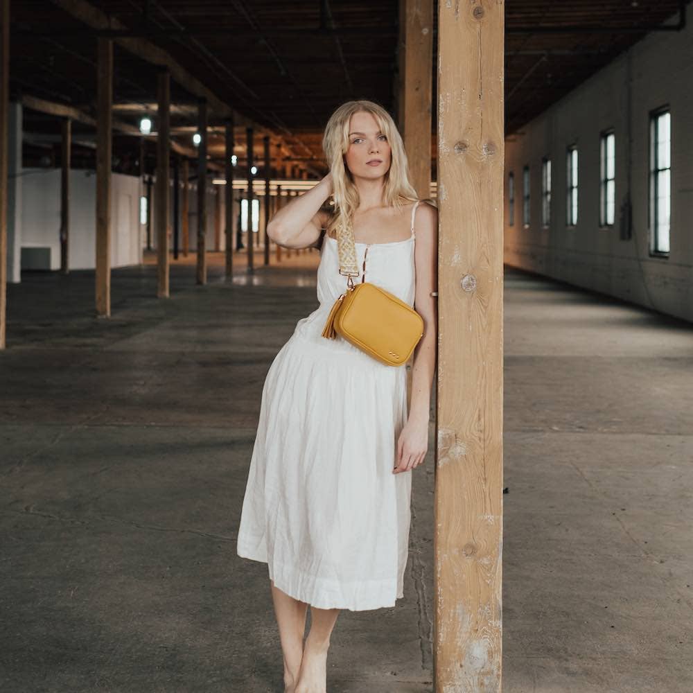 Willow Camera Crossbody Bag - Blush