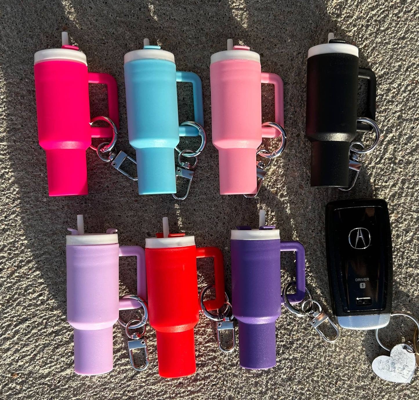 Plastic Tumbler Keychain with Removable Lid : Hot Pink