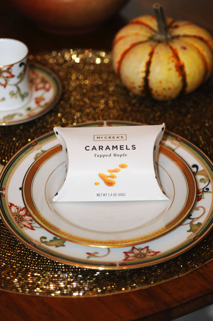 Caramels Pillow Box - Tapped Maple