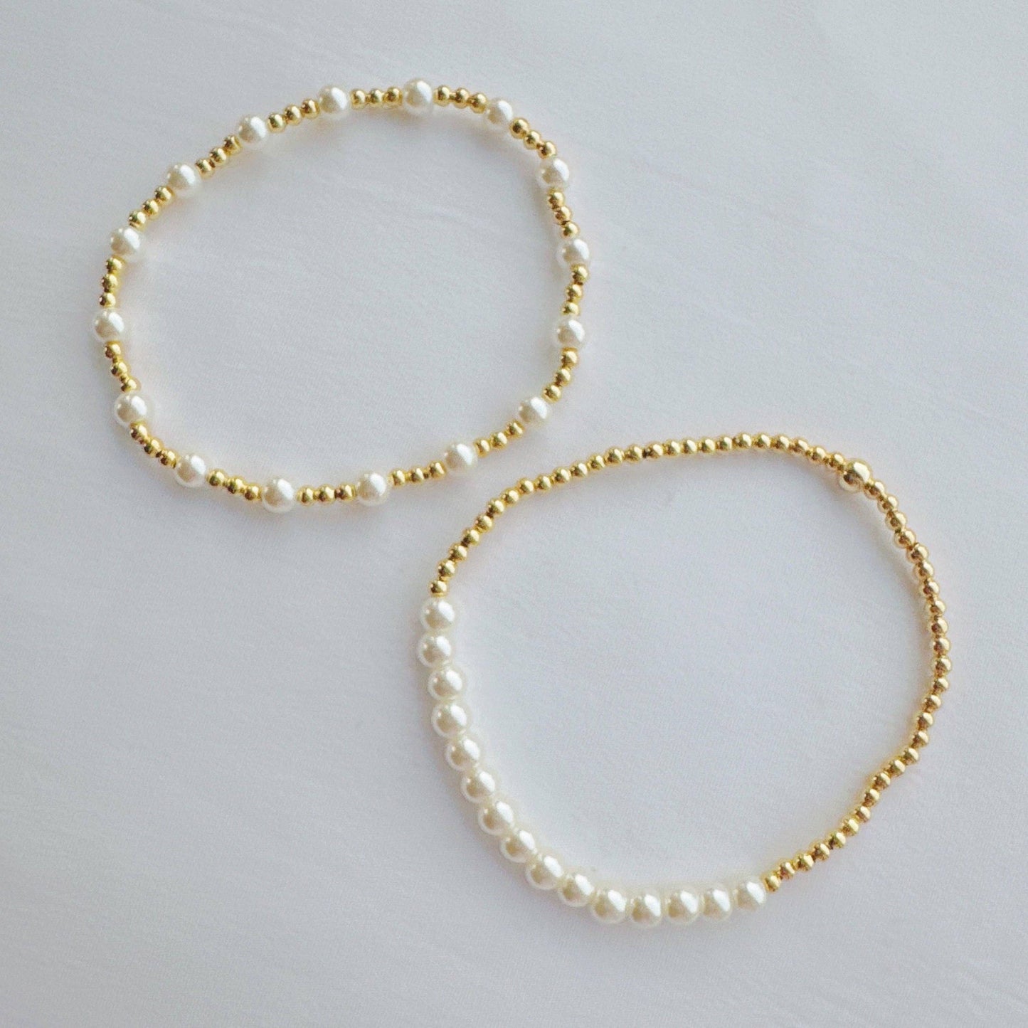 Pearls And Gold Stretch Bracelet Set
