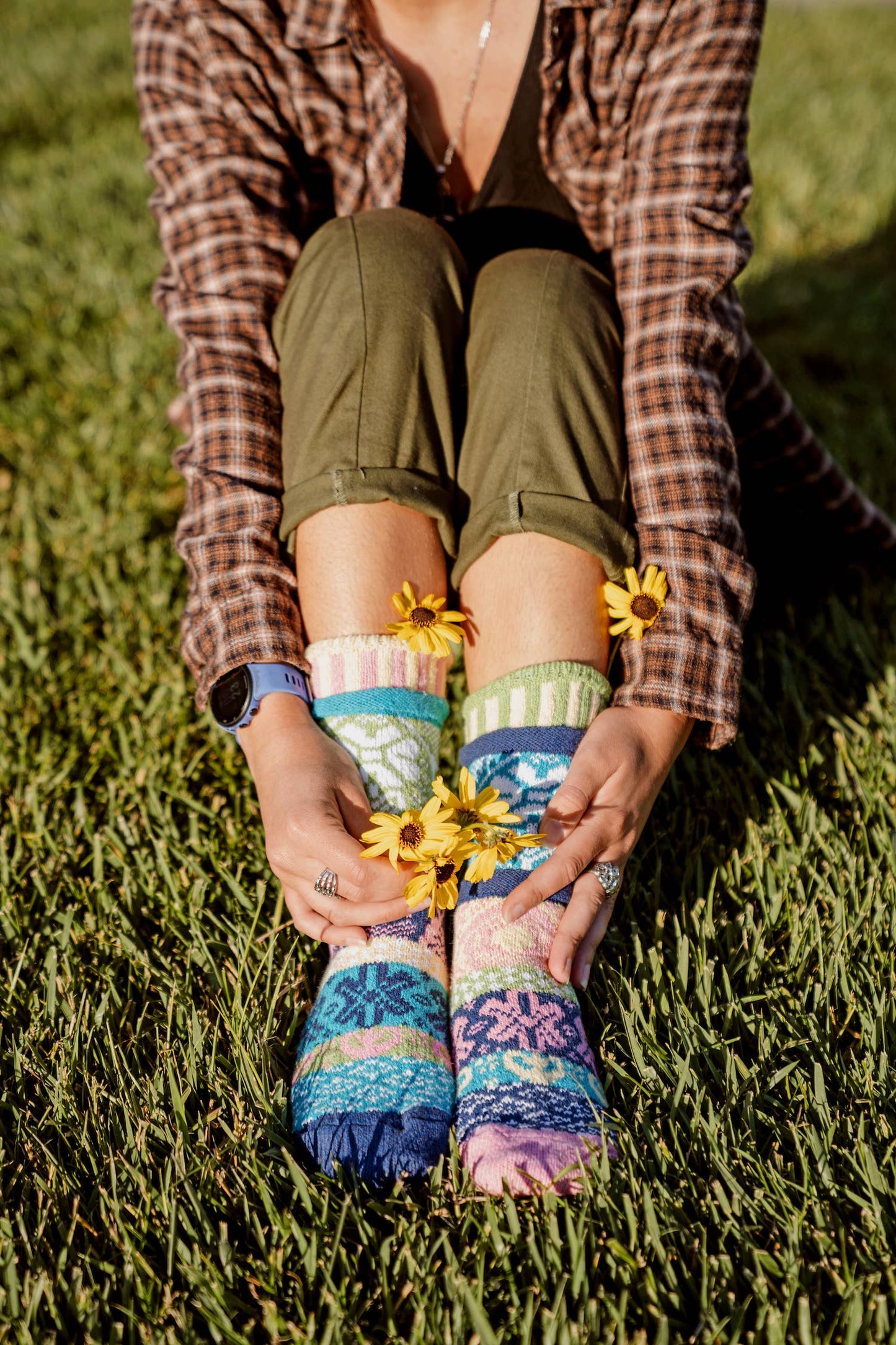 Hummingbird Crew Socks | Socks That Give Back 