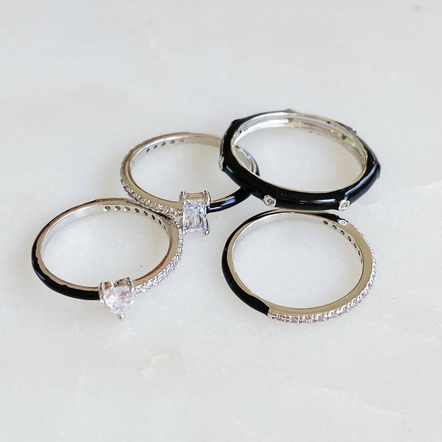 Pastel Glam Ring Set Of 4: Yellow/Silver