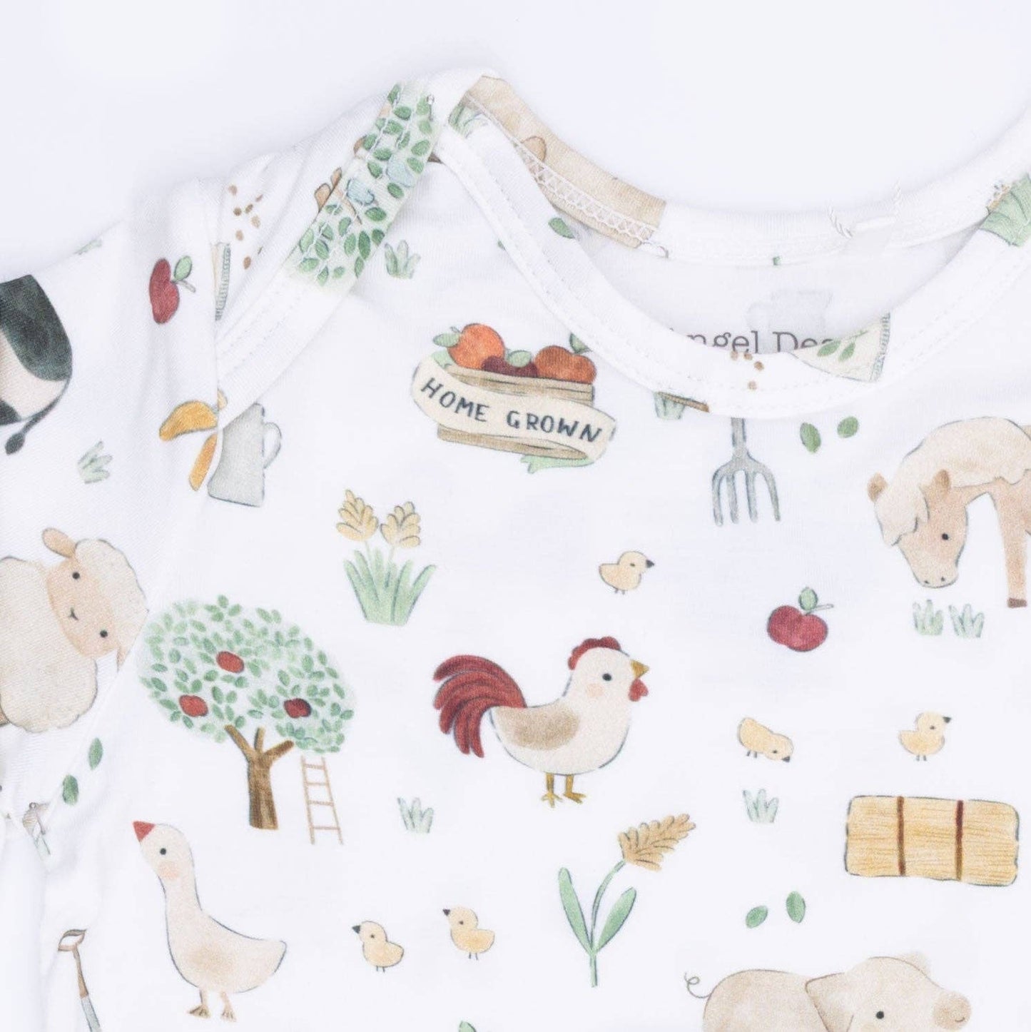Cute Farm Animals Uni - Lap Shoulder Gown