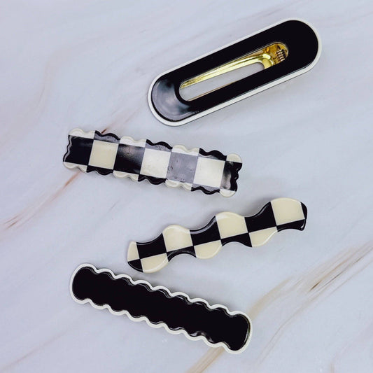 Checkered Wavy Creaseless Hair Clip Set Of 4 - Black White