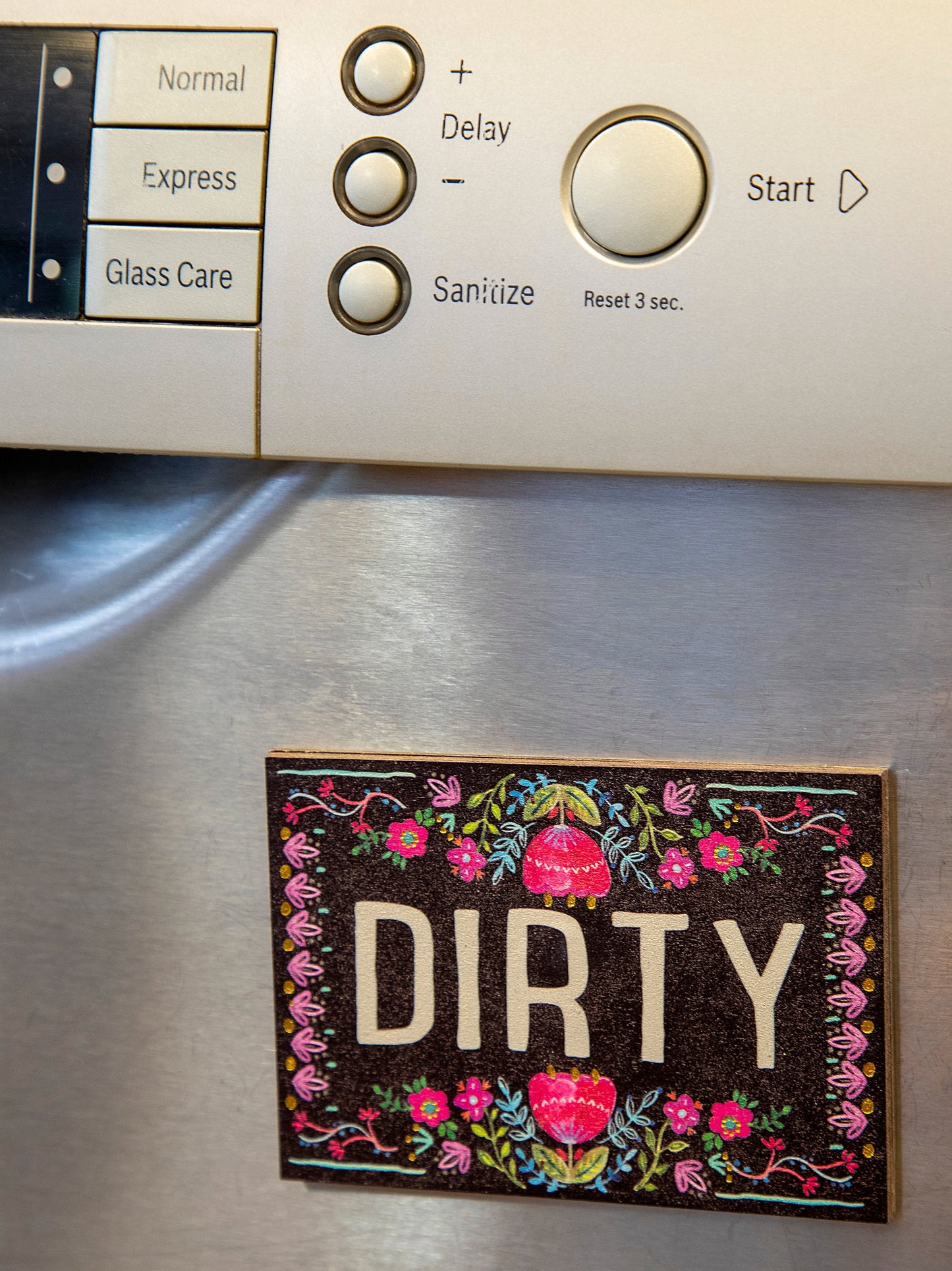 Dishwasher Magnet - Floral Border