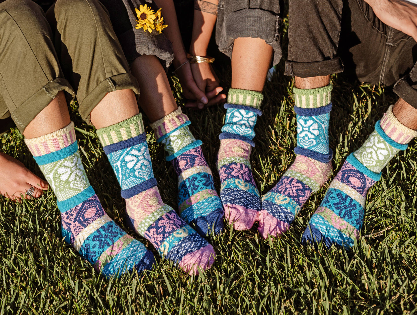Hummingbird Crew Socks | Socks That Give Back 