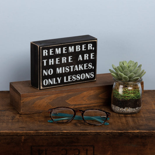 Box Sign - No Mistakes